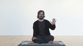 In this meditation, Harshada leads us through the traditional practice of Self Inquiry or Atma Vichara. 