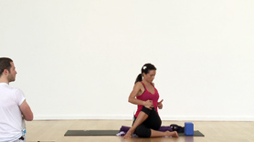 Enjoy this quick 10 min revitalizer which includes seated twist, hip and shoulder opener & core work, finishing with a forward bend.  This clip is taken from a 60min flow class.