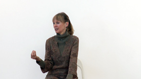 Tantric meditation is based on the insight that any experience and any moment can be an opening into divine awareness.  In this class, master teacher Sally Kempton explains and unfolds some nuggets of this powerful teaching.  She then leads us in an exploration of three classical dharanas (centering techniques) from the Vijnana Bhairava.  The class includes a brief lecture on tantric theory, alignment instructions, guided meditations.